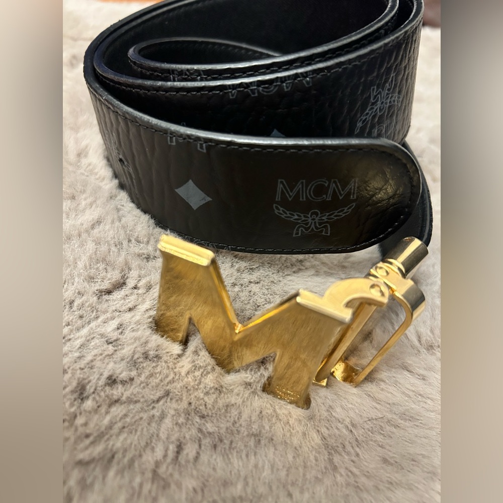Men’s MCM belt